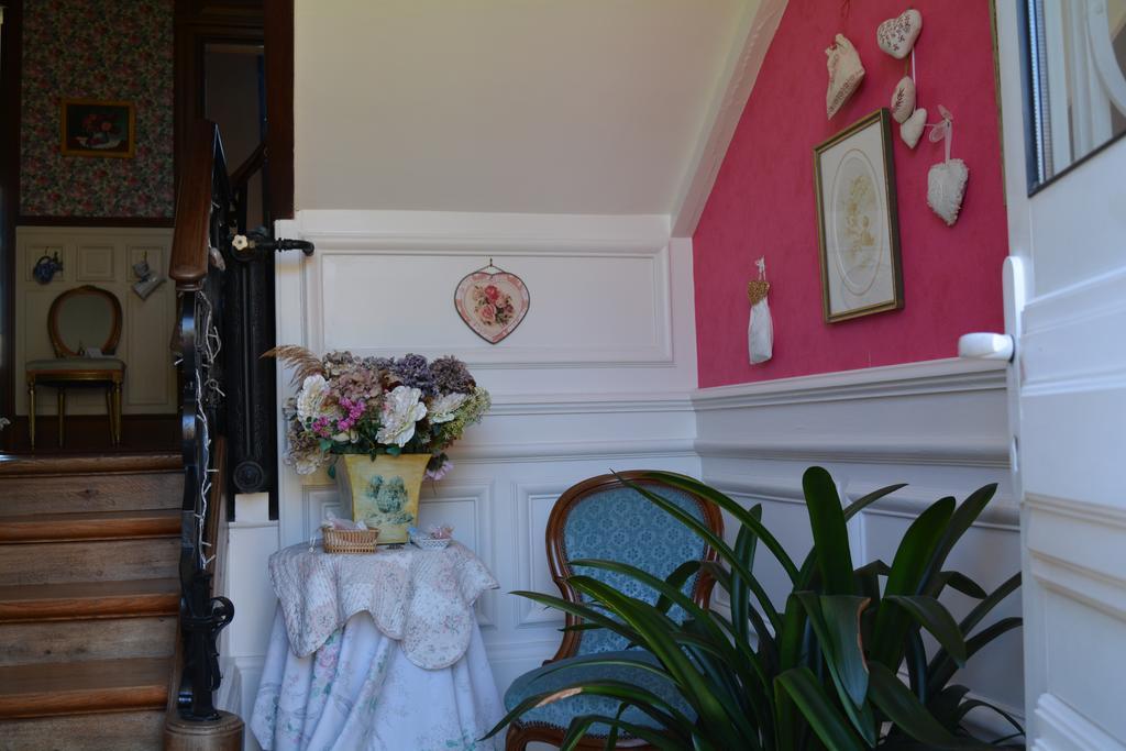 La Roselière Hotel Carentan Esterno foto